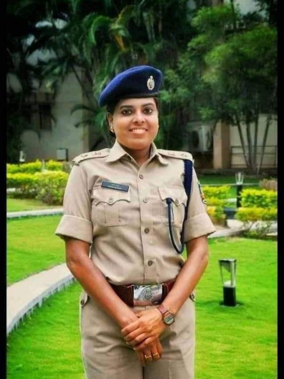A Wannabe Playback Singer Ended Up In Uniform