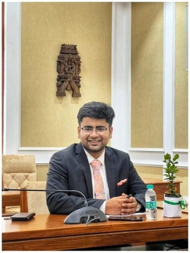 Failed Twice, Lost Father During Interview, Yet Cracked UPSC With AIR 44