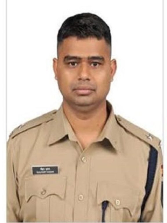 IPS Officer Who Prepared 7 Years & Failed 4 Times, But Keeps His Aim Alive