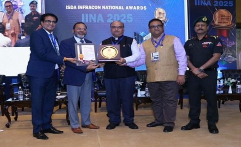 HPCL_honoured_with_Gold_Awards_under_the_category_of_Best_CSR_Practice