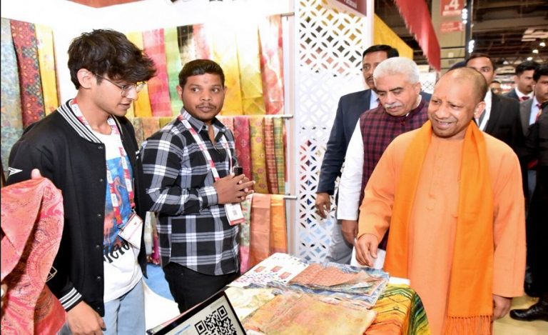Uttar-Pradesh-chief-minister-Yogi-Adityanath Bhadohi Carpet