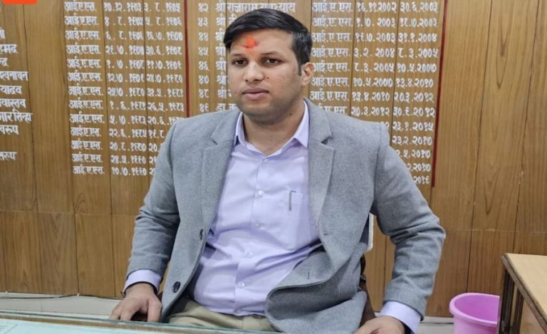 IAS Ravindra Kumar Mandar