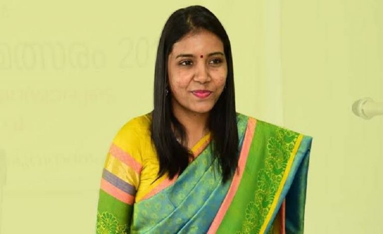 IAS V Vigneshwari