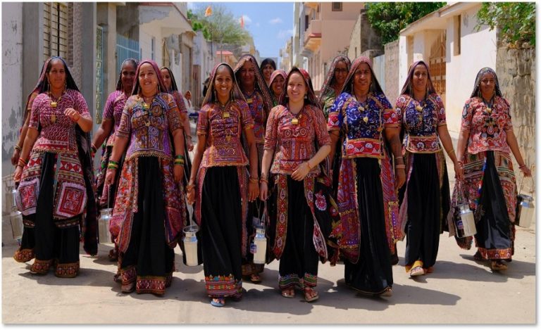 Women Dairy Cooperatives Gujarat