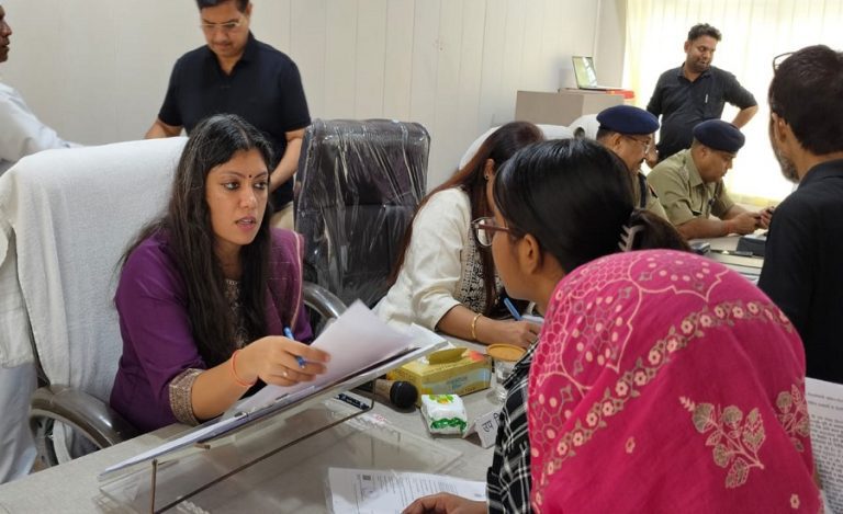 Medha ROppam IAS