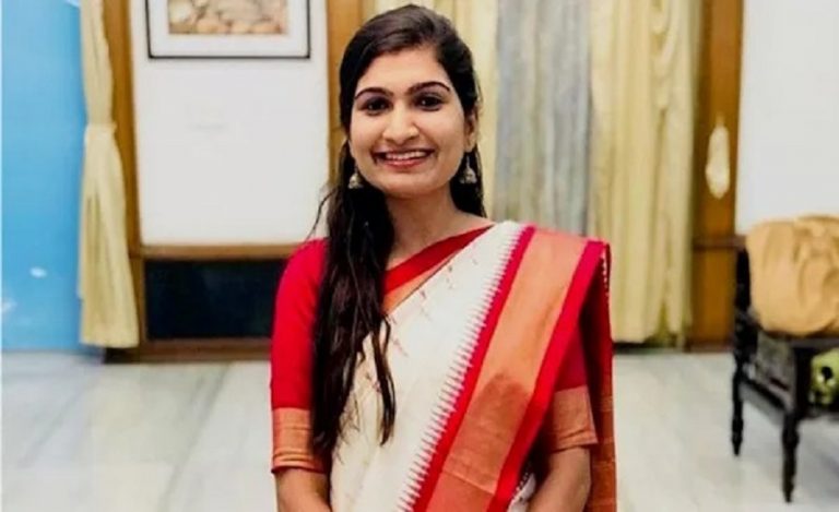 Namrata Jain IAS