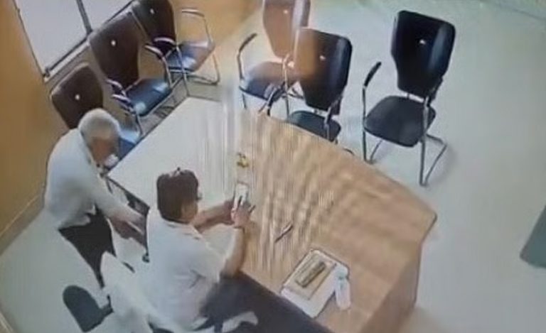 Auraiya SDM viral video