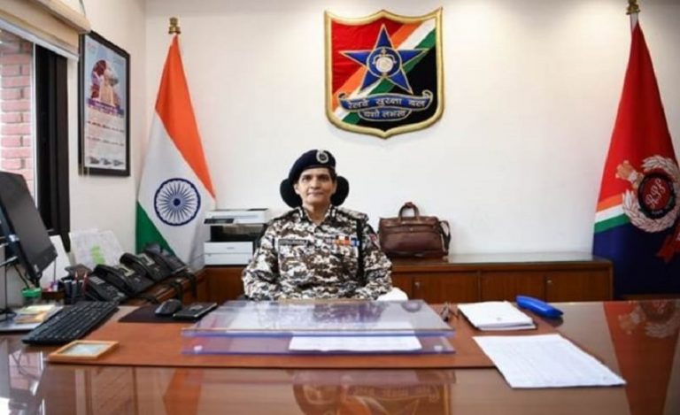 sonali mishra ips