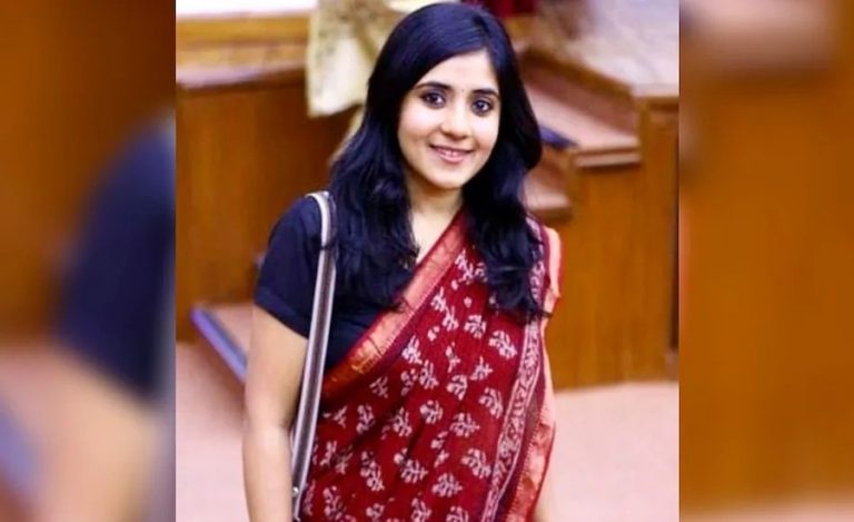 Bhavya Mittal IAS
