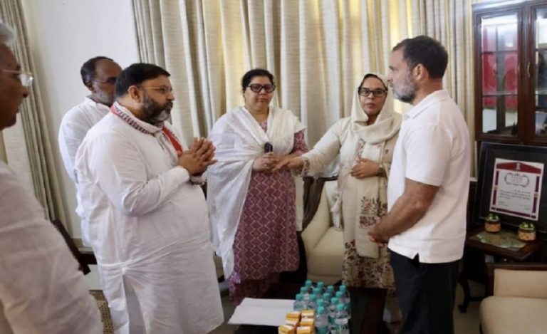 Rahul Gandhi Y Puran Kumar