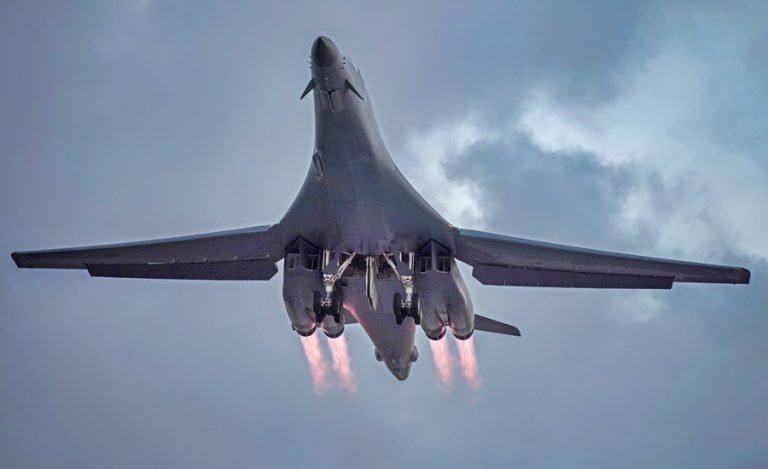 B-1B Lancer