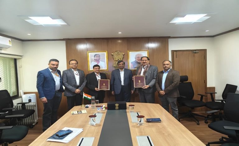 MoRTH Signs MoU