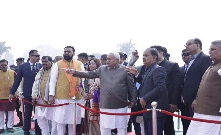 Bihar CM Nitish Kumar Reviews Kesariya Tourist