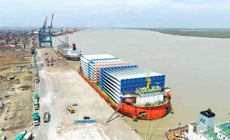 Kandla Port Wind Turbine Shipment