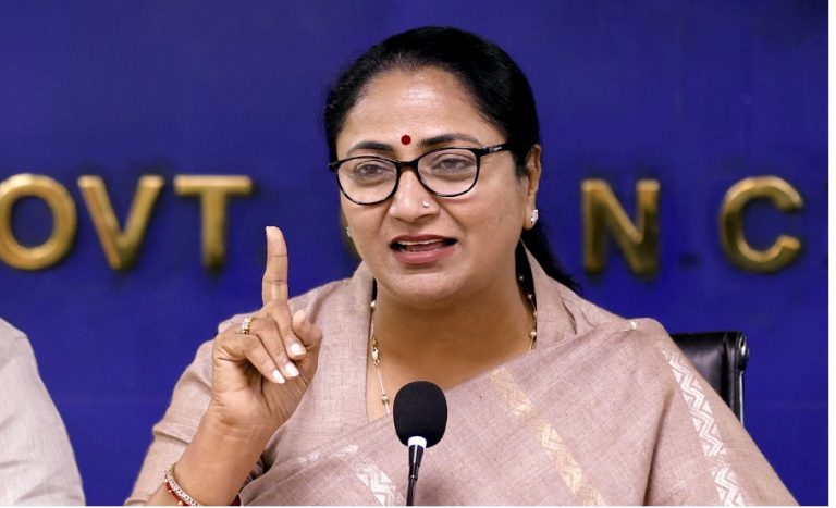 cm rekha
