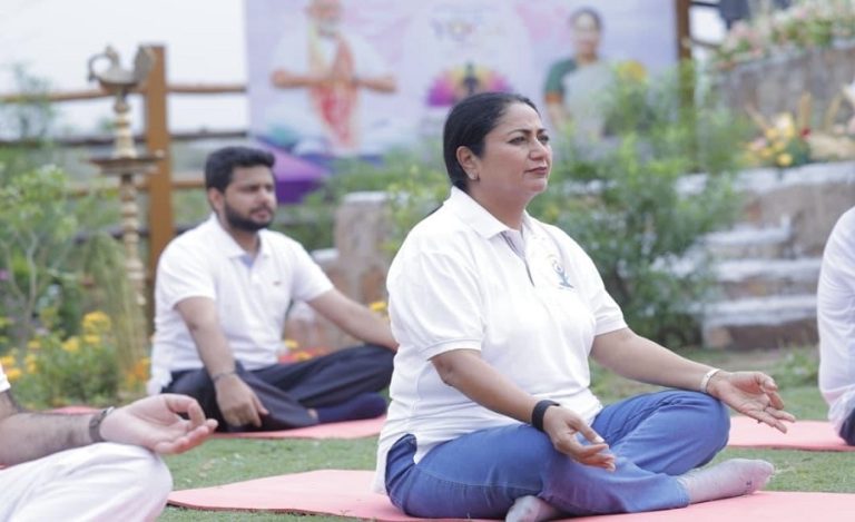 cm rekha