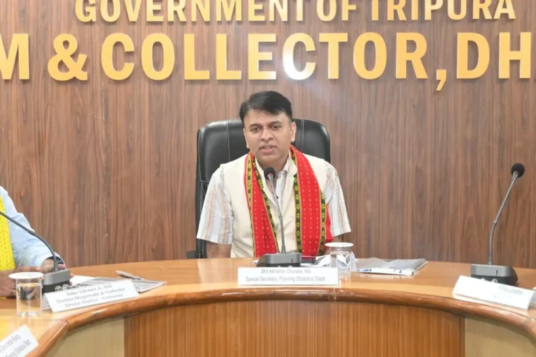 Abhishek-Chandra-IAS-1024x682