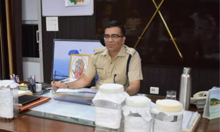 Deepak Gahlawat ips