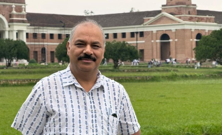 vivek saxena