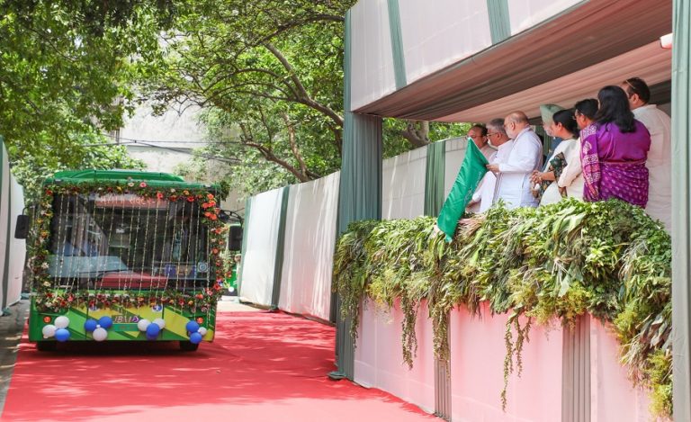 Delhi electric buses