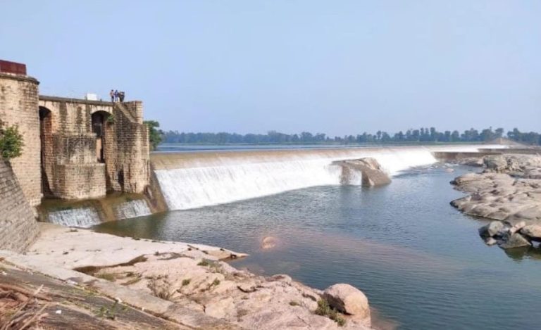 Betwa-River-Dam