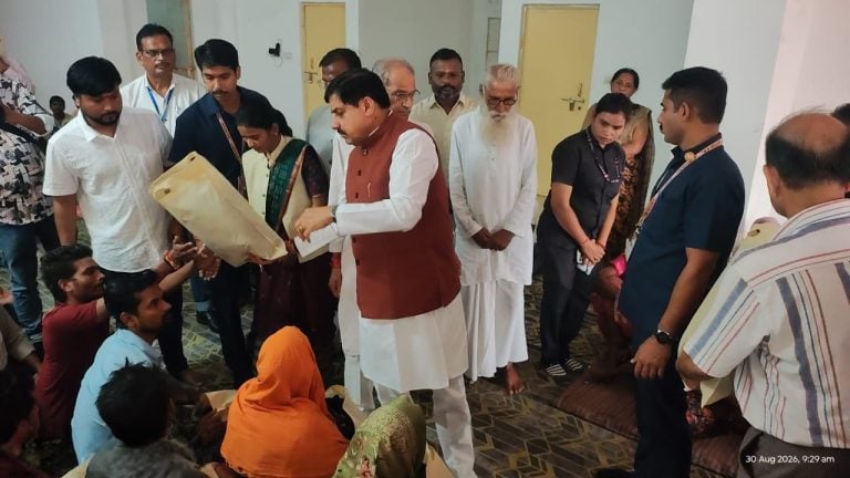 MP Floods: CM Mohan Yadav Reviews Situation Overnight, Reaches Chitrakoot Victims at Dawn