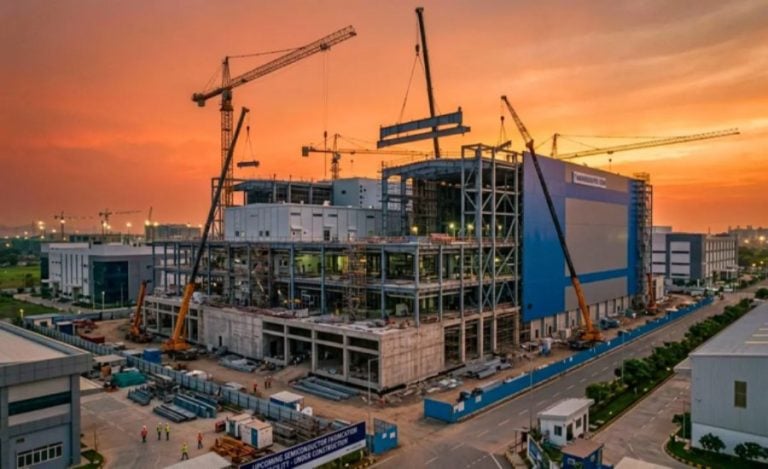 Gujarats Dholera Set to Become Indias Semicon City and AI Hub-900x550 (1)