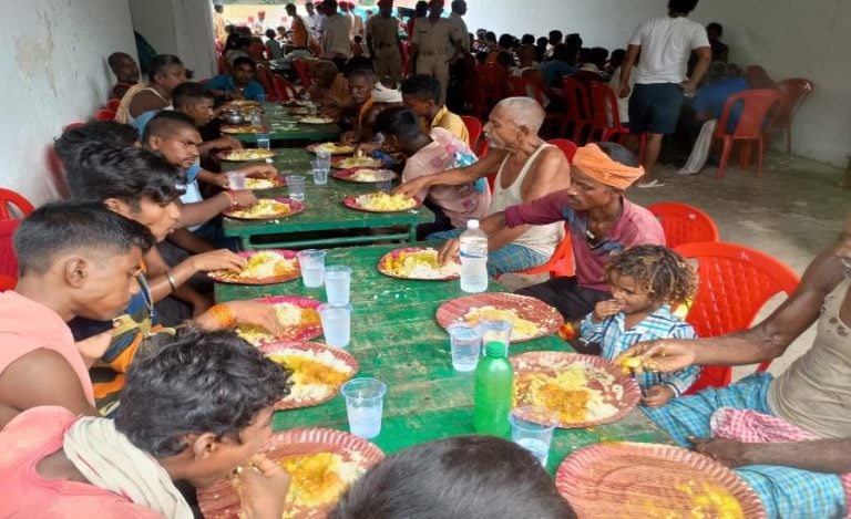 bihar community flood-900x550 (1)
